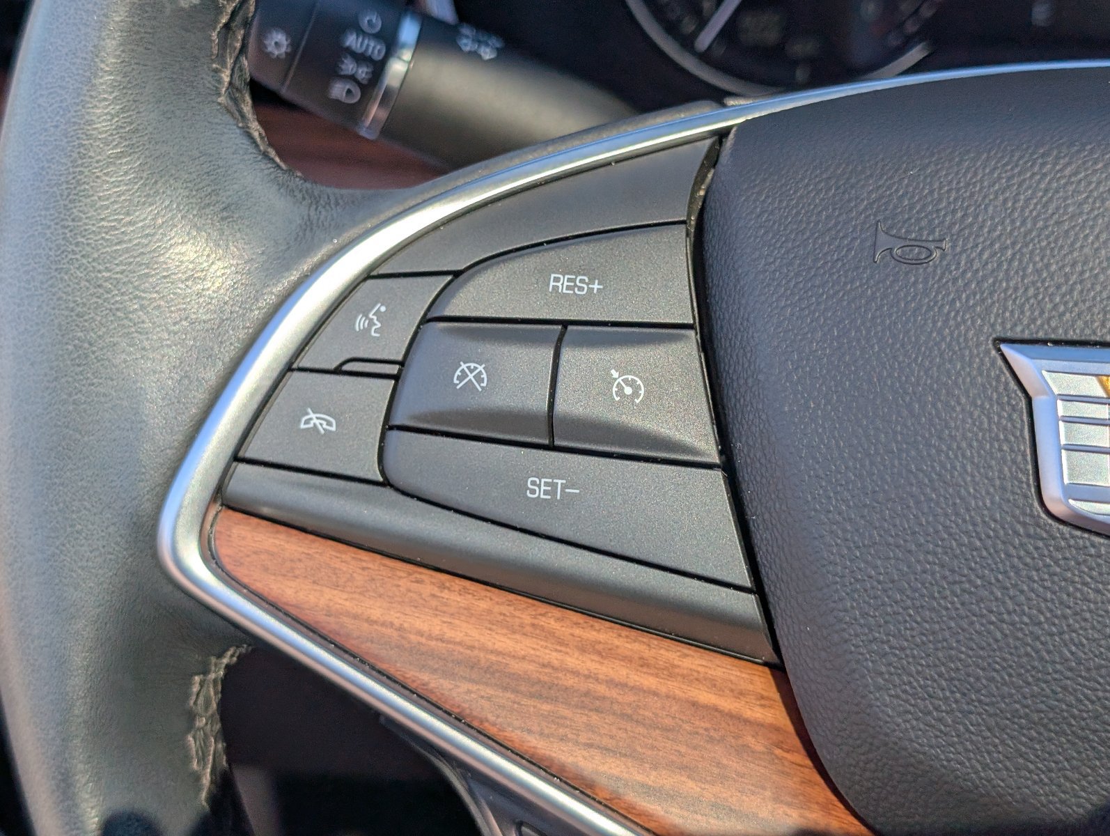 Certified 2024 Cadillac XT5 Premium Luxury FWD image 26