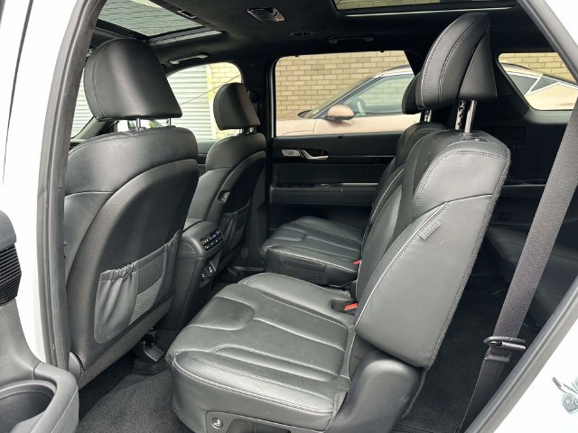 Used 2023 Hyundai Palisade Calligraphy AWD/4WD image 17