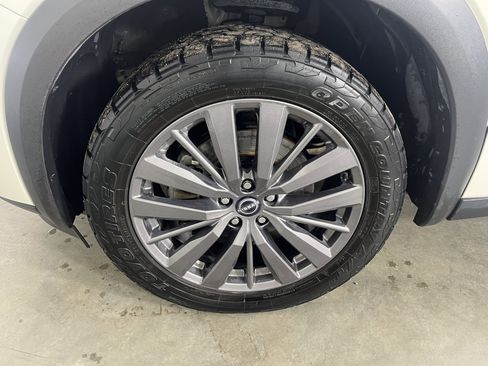 Used 2022 Nissan Pathfinder SL w/ SL Premium Package image 25