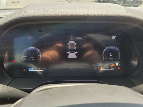 New 2024 Jeep Grand Cherokee Limited w/ Luxury Tech Group II image 23