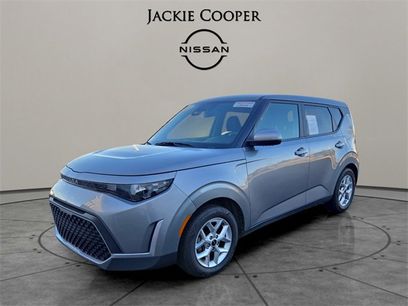 Used 2023 Kia Soul LX w/ Option Group 015