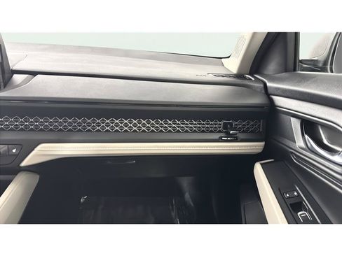 Used 2025 Honda Accord SE image 25