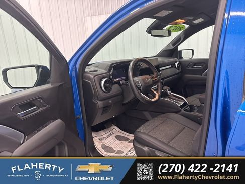 Used 2023 Chevrolet Colorado Z71 w/ Advanced Trailering Package image 9