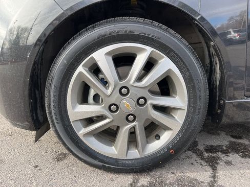 Used 2016 Chevrolet Spark LT image 26