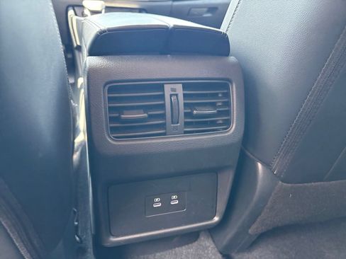 Used 2026 Nissan Rogue SL FWD image 21