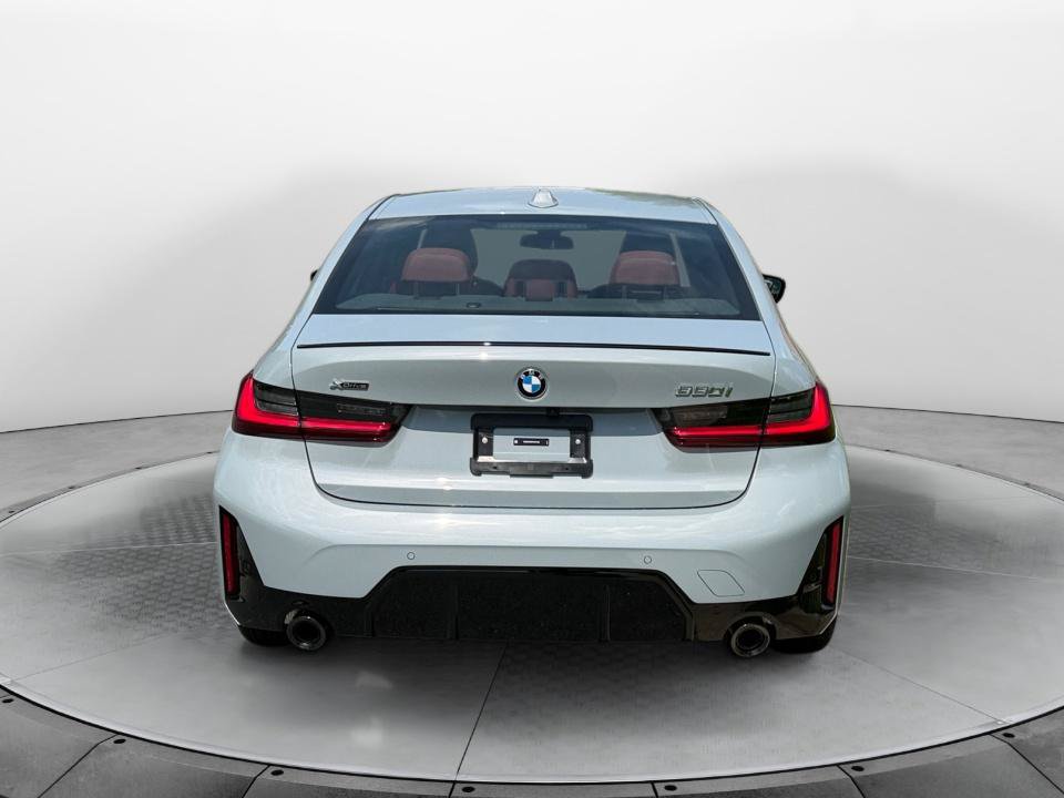 New 2026 BMW 330i xDrive Sedan w/ M Sport Package AWD/4WD image 6