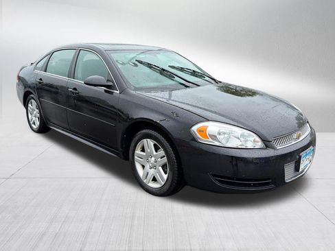 Used 2012 Chevrolet Impala LT w/ LT Sunroof Package FWD image 3