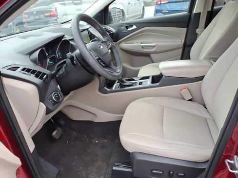 Used 2017 Ford Escape SE w/ Equipment Group 201A image 10