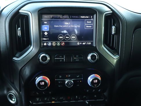 Used 2022 GMC Sierra 3500 Denali AWD/4WD image 35
