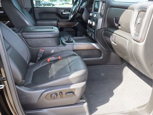 Used 2021 GMC Sierra 2500 Denali w/ Denali Ultimate Package AWD/4WD image 17