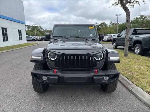 Used 2021 Jeep Gladiator Rubicon AWD/4WD image 2