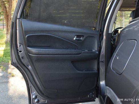 Used 2017 Honda Pilot Elite image 10