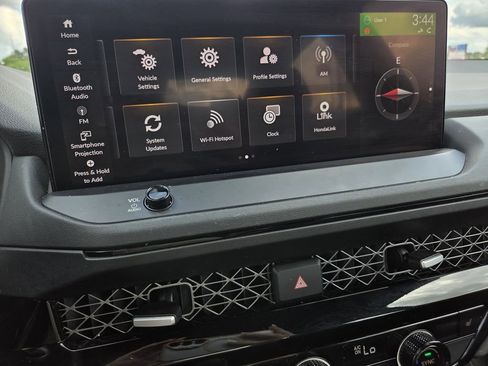 Used 2024 Honda Accord Sport image 10