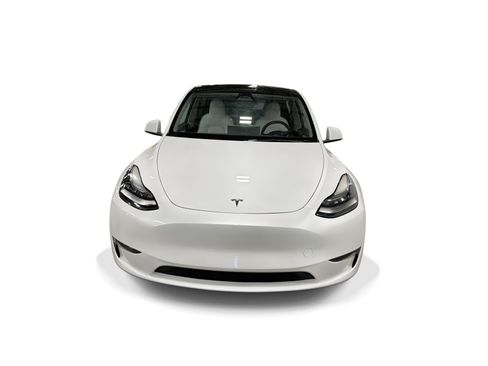 Certified 2023 Tesla Model Y AWD image 3
