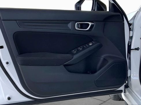 Used 2025 Honda Civic Sport image 21