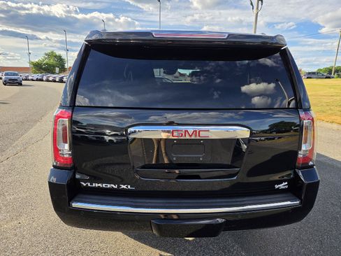 Used 2020 GMC Yukon XL Denali w/ Open Road Package AWD/4WD image 4
