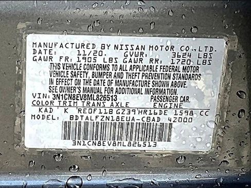 Used 2021 Nissan Versa SV image 32