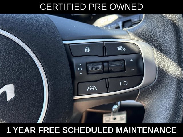 Used 2025 Kia Sportage LX FWD image 23
