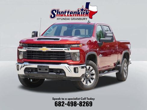 Used 2024 Chevrolet Silverado 2500 LT w/ Texas Edition AWD/4WD image 1