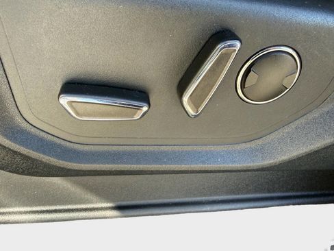 Used 2015 Ford F150 XLT w/ Equipment Group 302A Luxury image 11