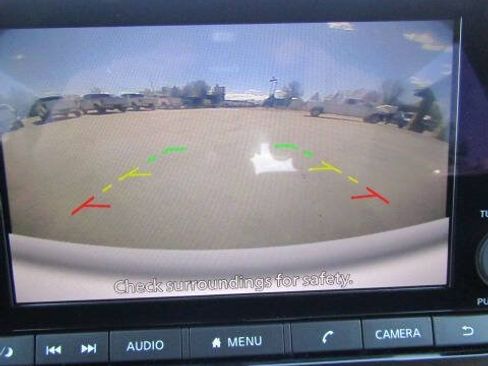 Used 2024 Nissan Pathfinder S AWD/4WD image 15