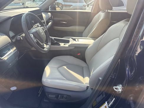 Used 2024 Toyota Grand Highlander FWD image 15