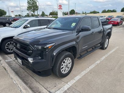 Used 2025 Toyota Tacoma SR5