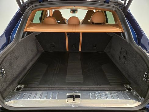 New 2025 Aston Martin DBX 707 image 23