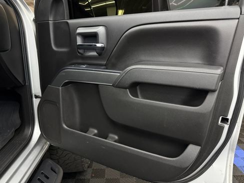 Used 2016 Chevrolet Silverado 1500 LT AWD/4WD image 5