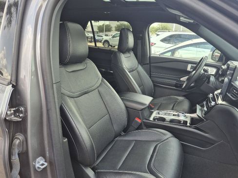Used 2023 Ford Explorer ST w/ Equipment Group 401A AWD/4WD image 11