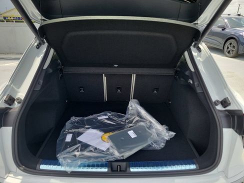 New 2026 Audi Q3 quattro 2.0T AWD/4WD image 30