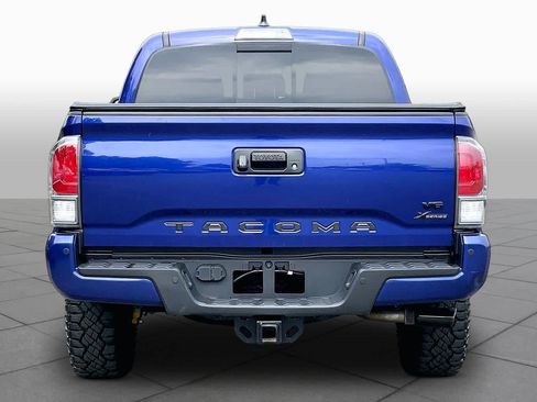 Used 2023 Toyota Tacoma TRD Off-Road w/ Technology Package RWD image 5