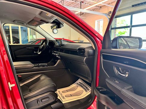 Used 2025 Honda Pilot EX-L image 33