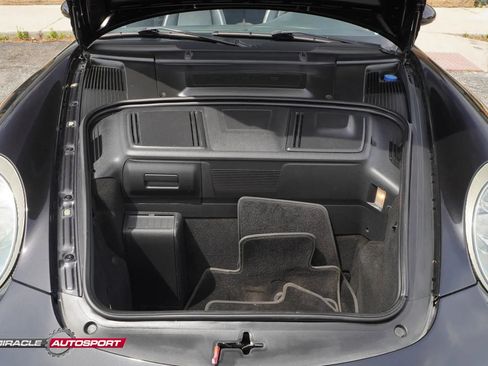 Used 2006 Porsche 911 Carrera 4 AWD/4WD image 15