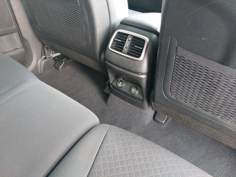 Used 2017 Kia Sorento FWD w/ LX Convenience Package image 12