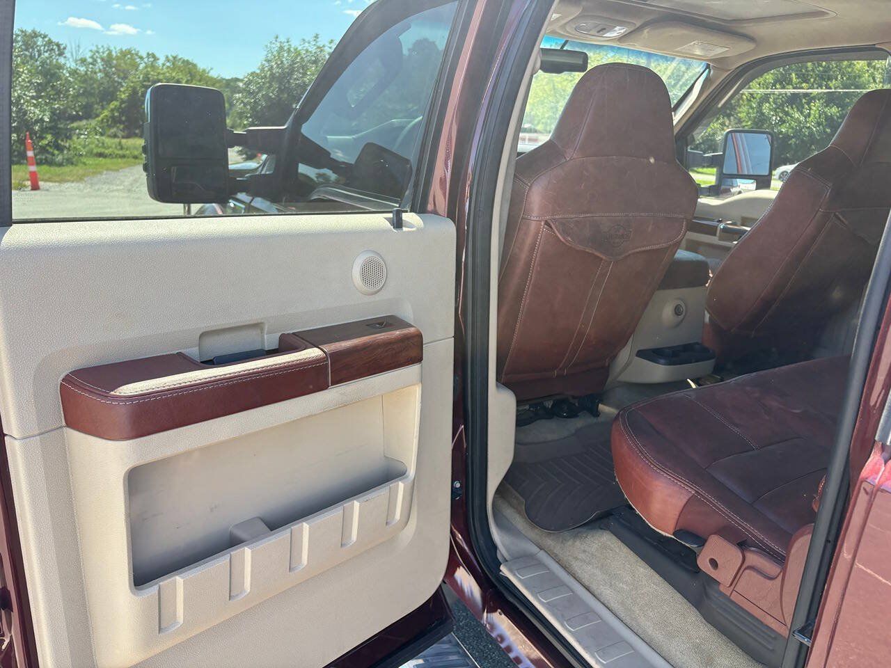 Used 2009 Ford F450 Lariat AWD/4WD image 6