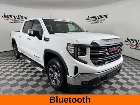 Used 2024 GMC Sierra 1500 SLT AWD/4WD image 6