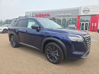 New 2026 Nissan Pathfinder SL w/ SL Premium Package AWD/4WD video 1