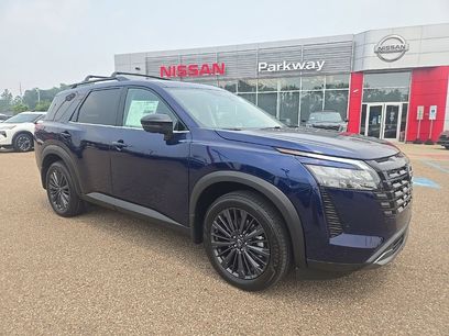 New 2026 Nissan Pathfinder SL w/ SL Premium Package