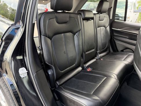 Certified 2023 Jeep Grand Cherokee Limited AWD/4WD image 20
