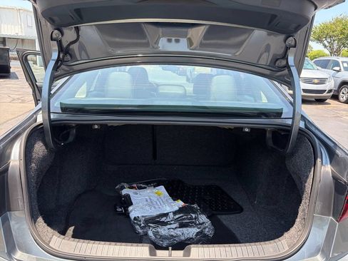 Certified 2024 Volkswagen Jetta SE FWD image 27