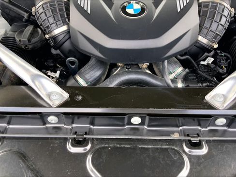 Used 2021 BMW X6 M50i w/ Premium Package AWD/4WD image 33
