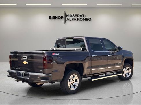 Used 2016 Chevrolet Silverado 1500 LTZ Z71 w/ LTZ Plus Package AWD/4WD image 5