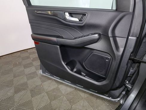 Used 2023 Ford Escape ST-Line w/ Tech Pack #1 AWD/4WD image 38
