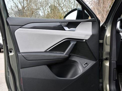 New 2026 Volkswagen Tiguan SE R-Line FWD image 11
