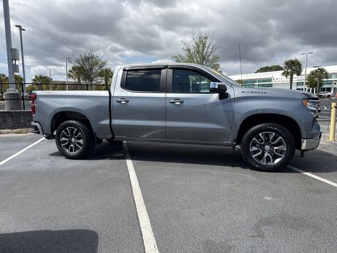 Used 2023 Chevrolet Silverado 1500 LT image 18
