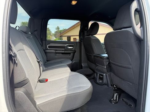 Used 2024 RAM 3500 Big Horn image 15