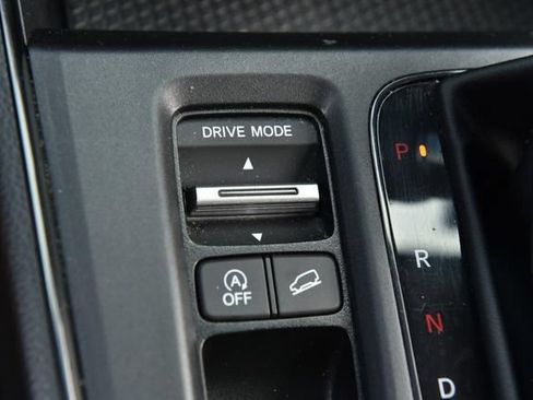 Used 2025 Honda CR-V EX image 17