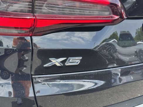 Used 2022 BMW X5 xDrive40i AWD/4WD image 11