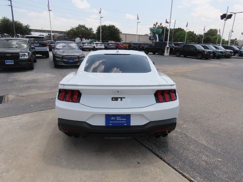 Certified 2025 Ford Mustang GT Premium RWD image 11